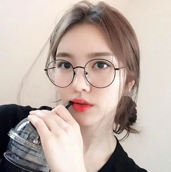 5 nguyên tắc chọn mắt kính phù hợp với khuôn mặt người Việt