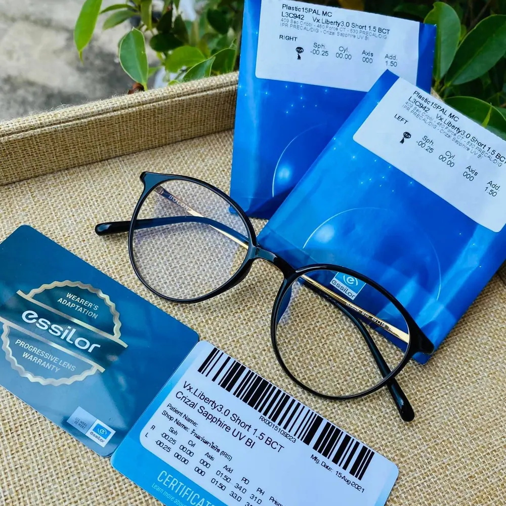 Tròng kính đa tròng Essilor Varilux Liberty 3.0 Crizal Rock